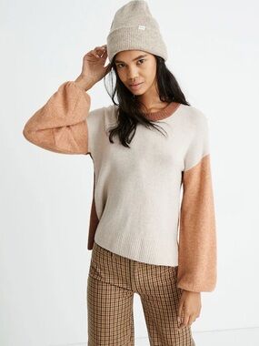 Colorblock Payton Pullover Sweater in Coziest Yarn - Heather Linen